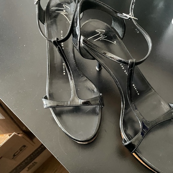 Giuseppe zanotti heels - Picture 1 of 3